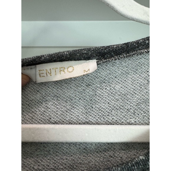 Entro Sequin‎ Long-Sleeve Light Sweater Grey Size Medium - Picture 4 of 8